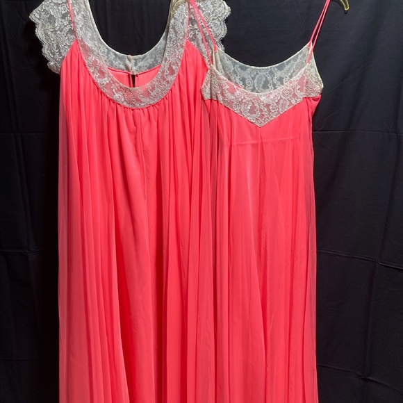 Vintage Nightgown and Robe Set by Claire Sandra by Lucie Ann of Beverly Hills - Picture 10 of 16